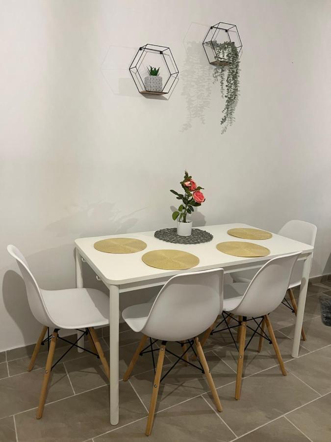 Joanna Court Rooms Larnaca Luaran gambar